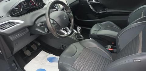 Peugeot 208 2014