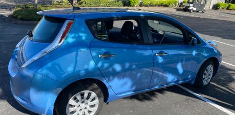 Nissan LEAF 2014