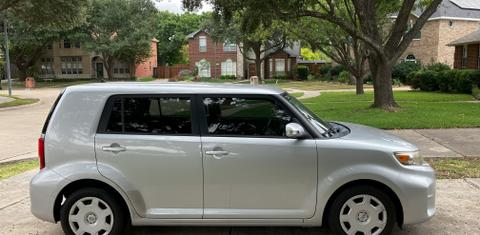 Scion xB 2012