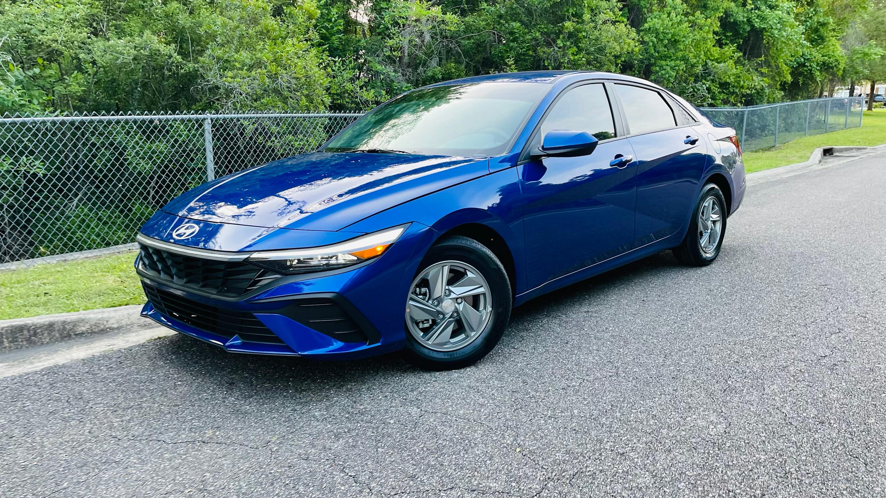 Hyundai Elantra 2024 in Jacksonville, FL