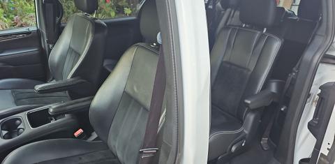 Dodge Grand Caravan 2015