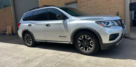 Nissan Pathfinder 2019