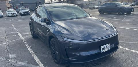 Tesla Model Y 2026