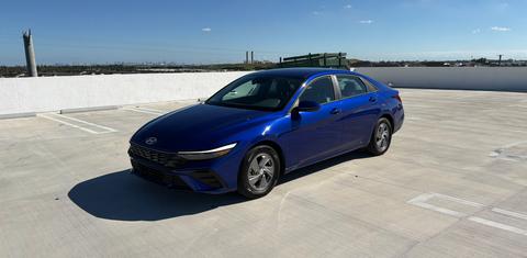 Hyundai Elantra 2025