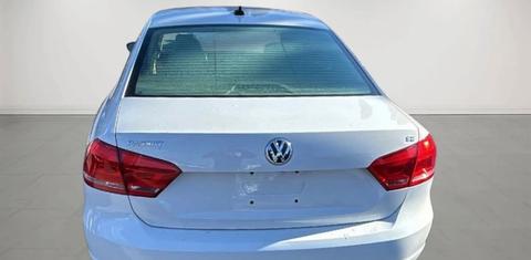 Volkswagen Passat 2014