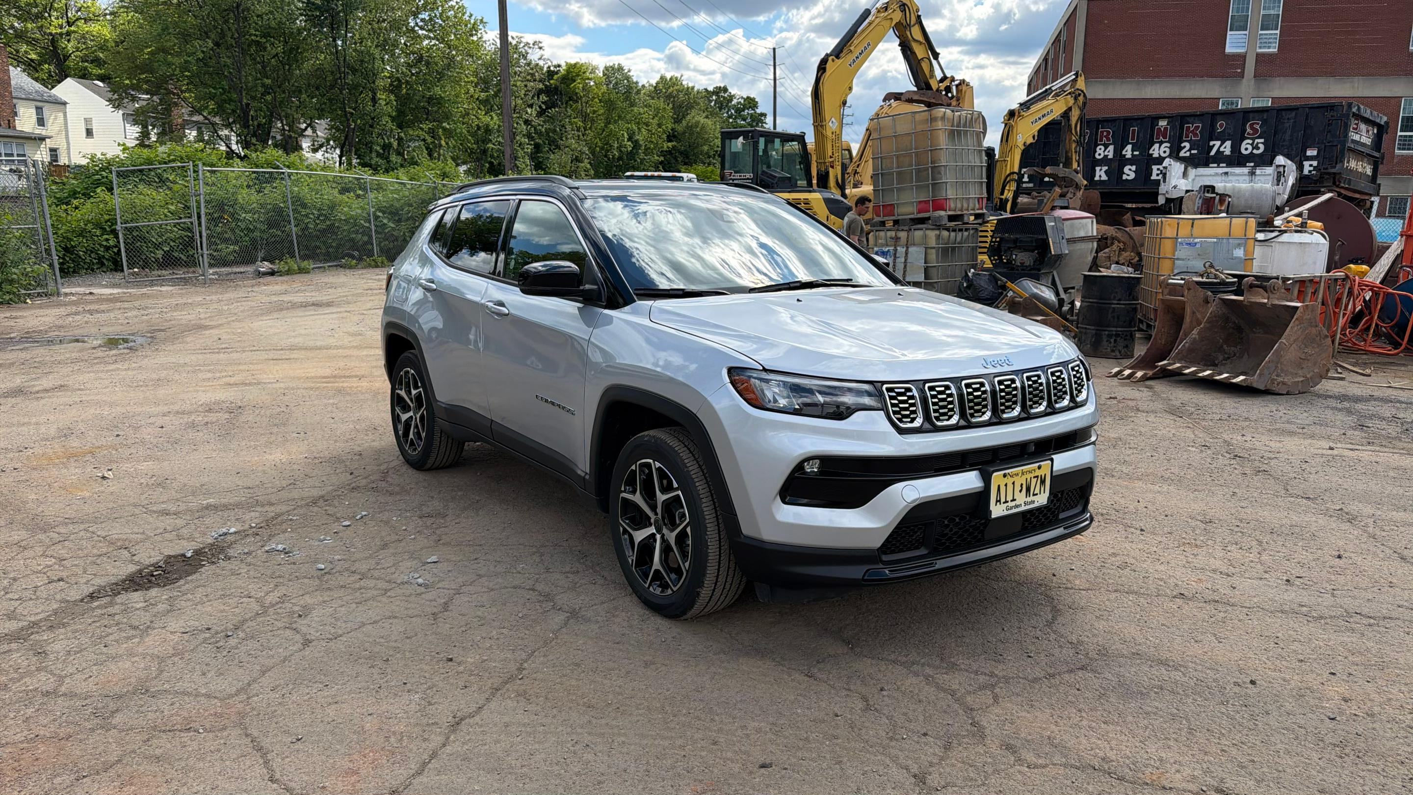 Jeep Compass 2025 in Hillside, NJ