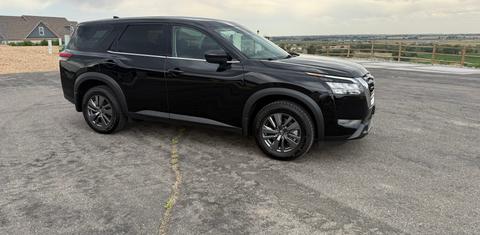 Nissan Pathfinder 2024