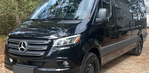 Mercedes-Benz Sprinter 2025