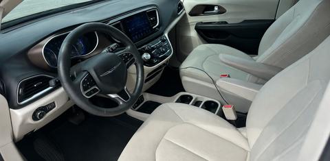 Chrysler Pacifica 2017