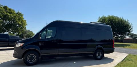 Mercedes-Benz Sprinter 2024