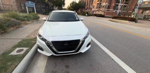 Nissan Altima 2020