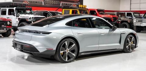 Porsche Taycan 2020