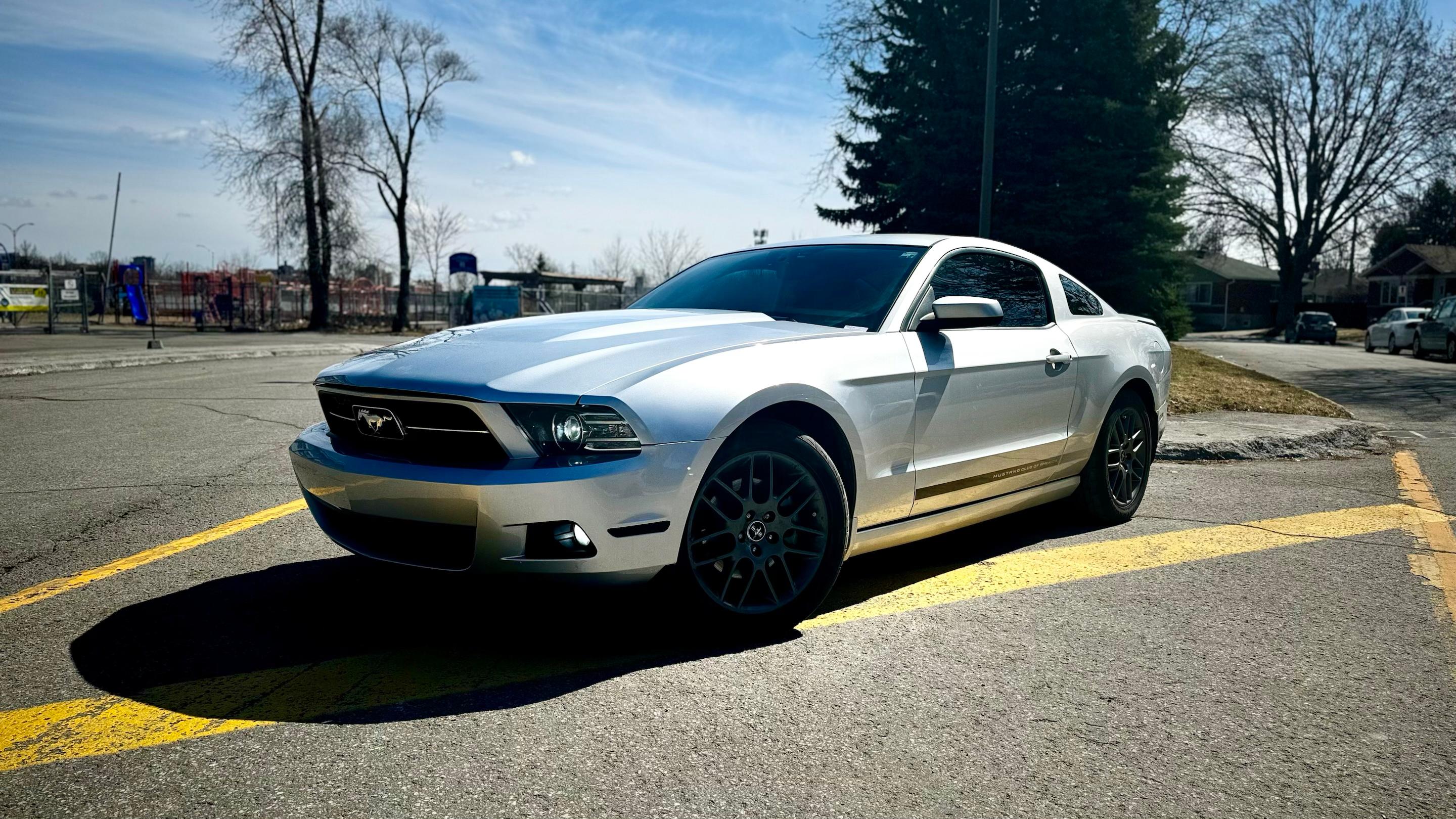 Ford Mustang 2014 in Montréal, QC