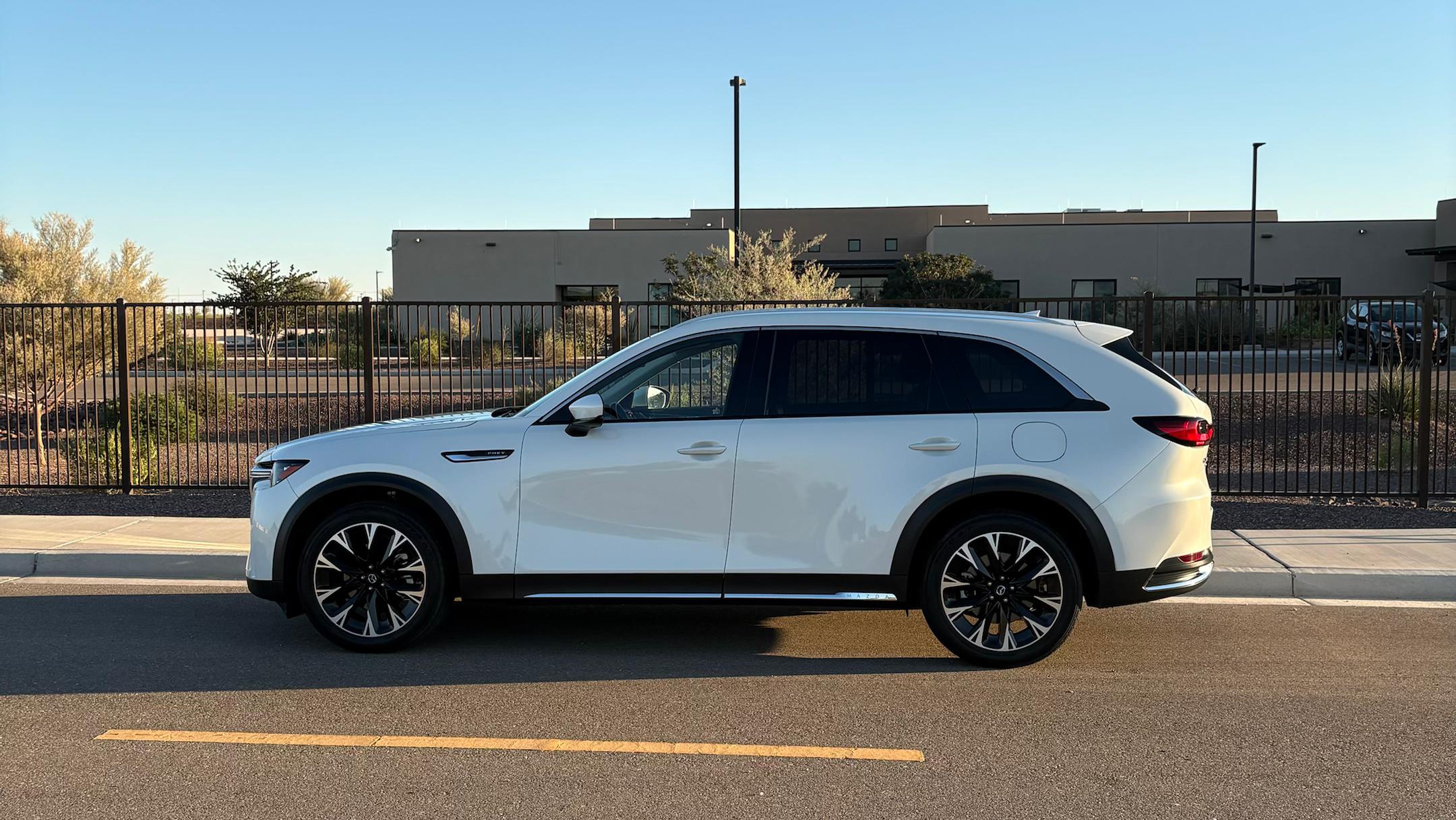 Mazda CX-90 PHEV 2024 in Yuma, AZ