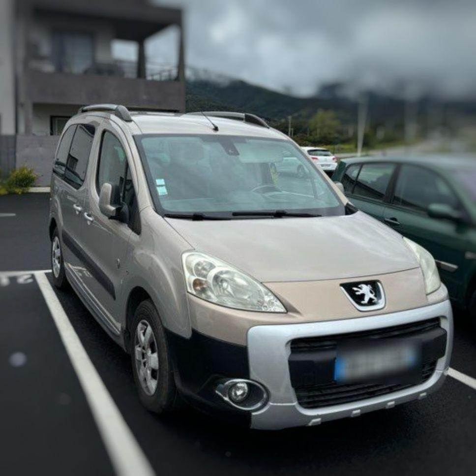Peugeot PARTNER TEPEE 2011 à Lucciana