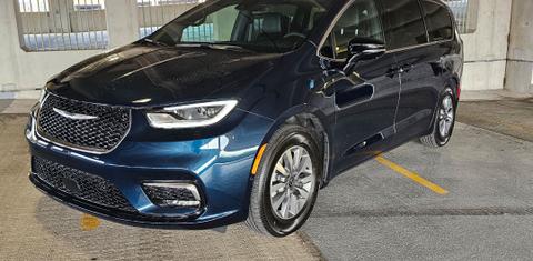 Chrysler Pacifica 2025