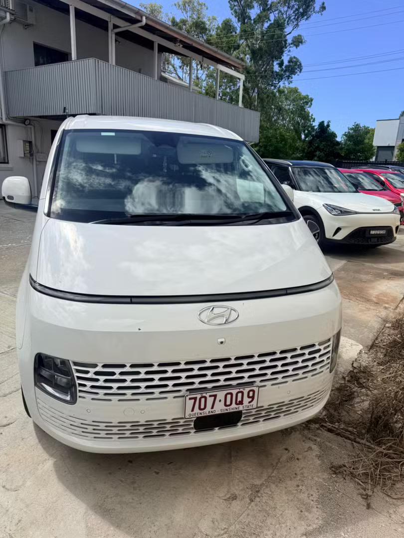Hyundai STARIA 2023 in Hendra