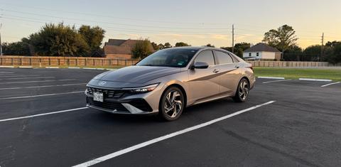 Hyundai Elantra Hybrid 2024