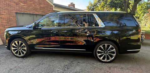 Cadillac Escalade ESV 2025