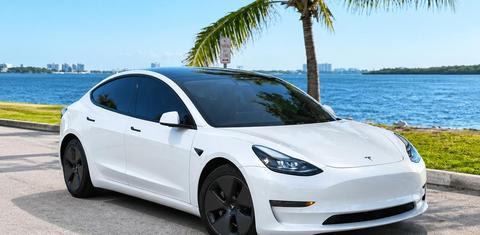 Tesla Model 3 2021
