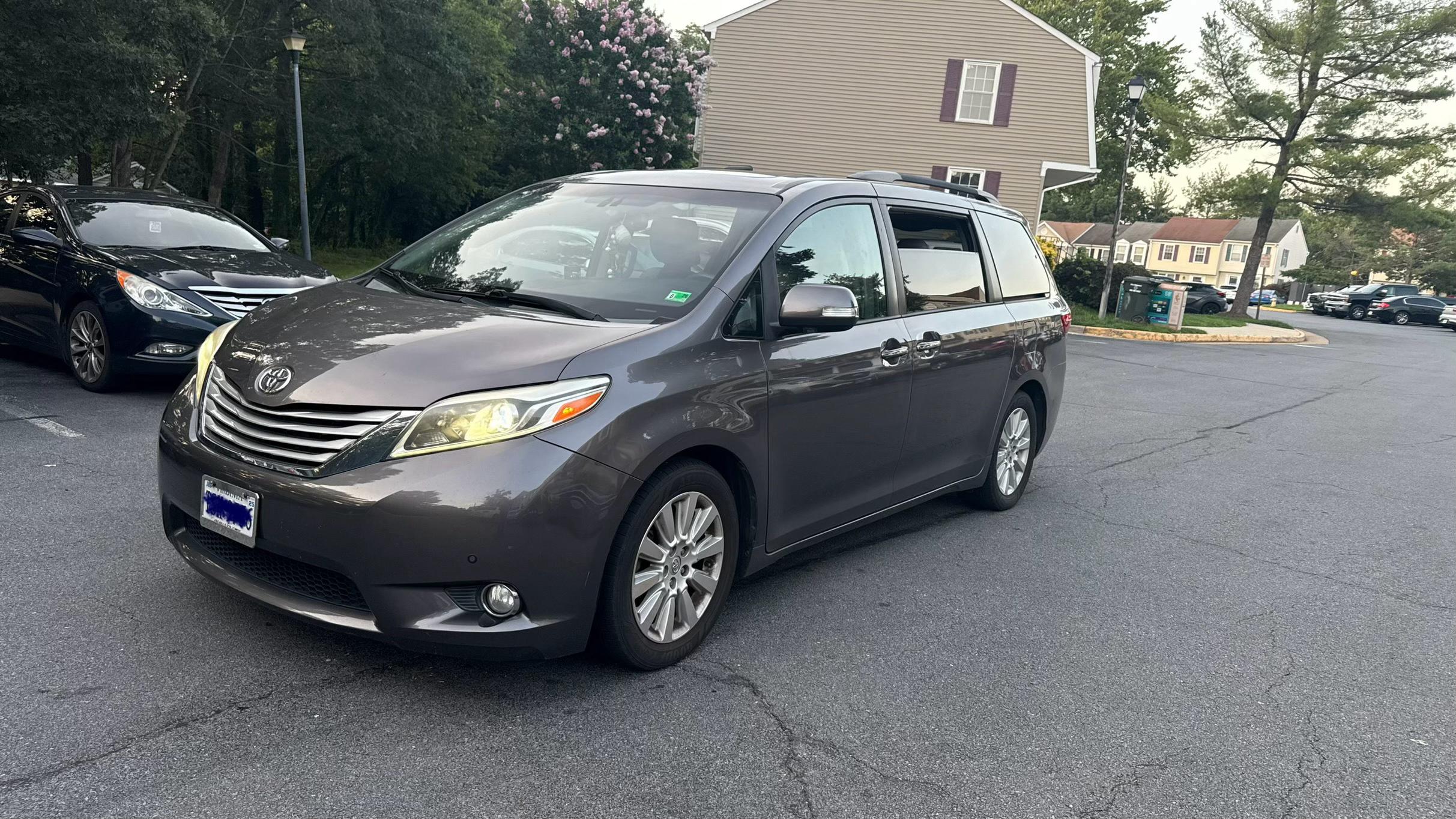 Toyota Sienna 2016 in 