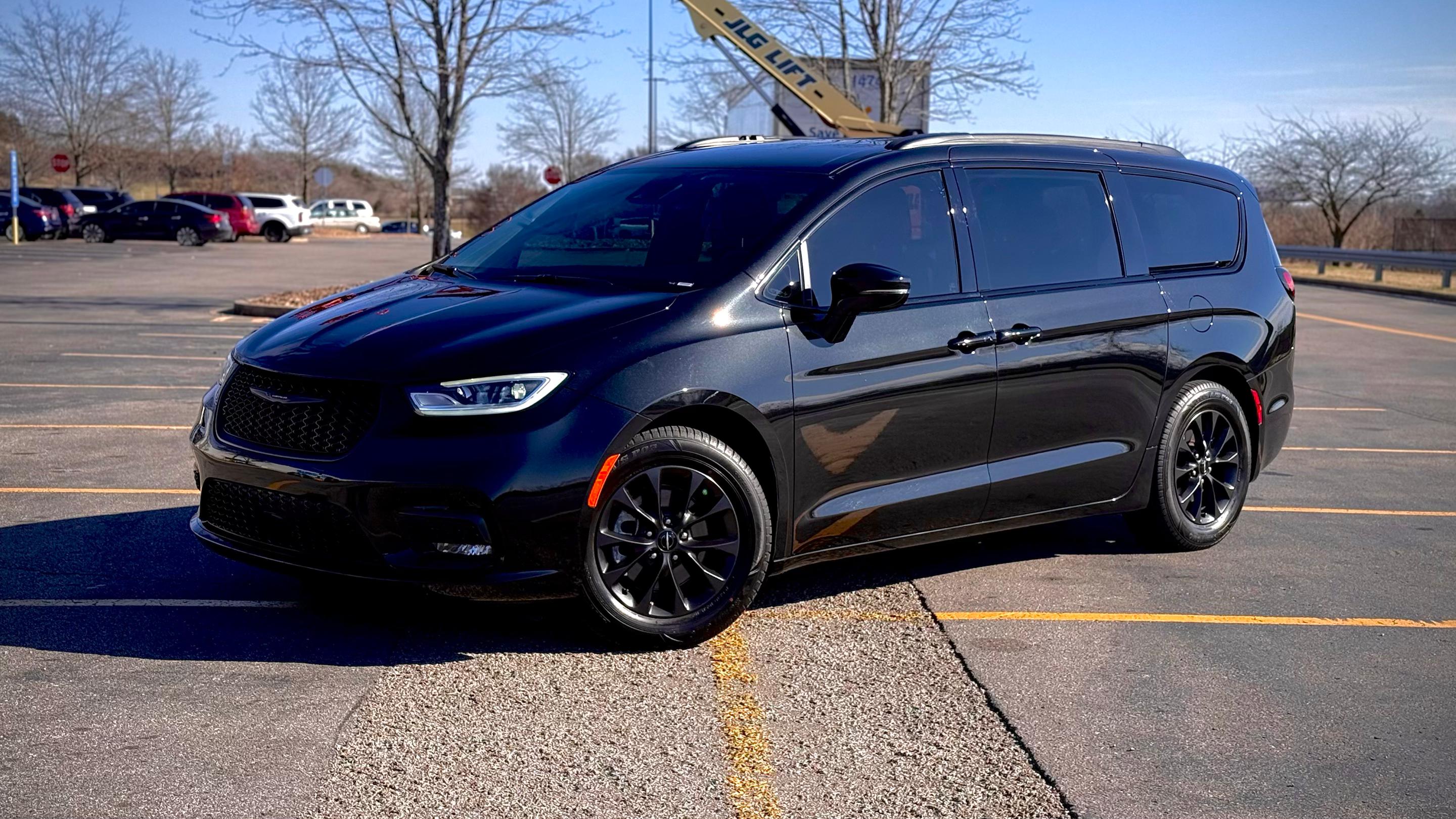 Chrysler Pacifica 2022 in Nashville, TN