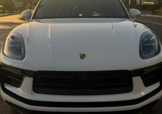 Porsche Macan car