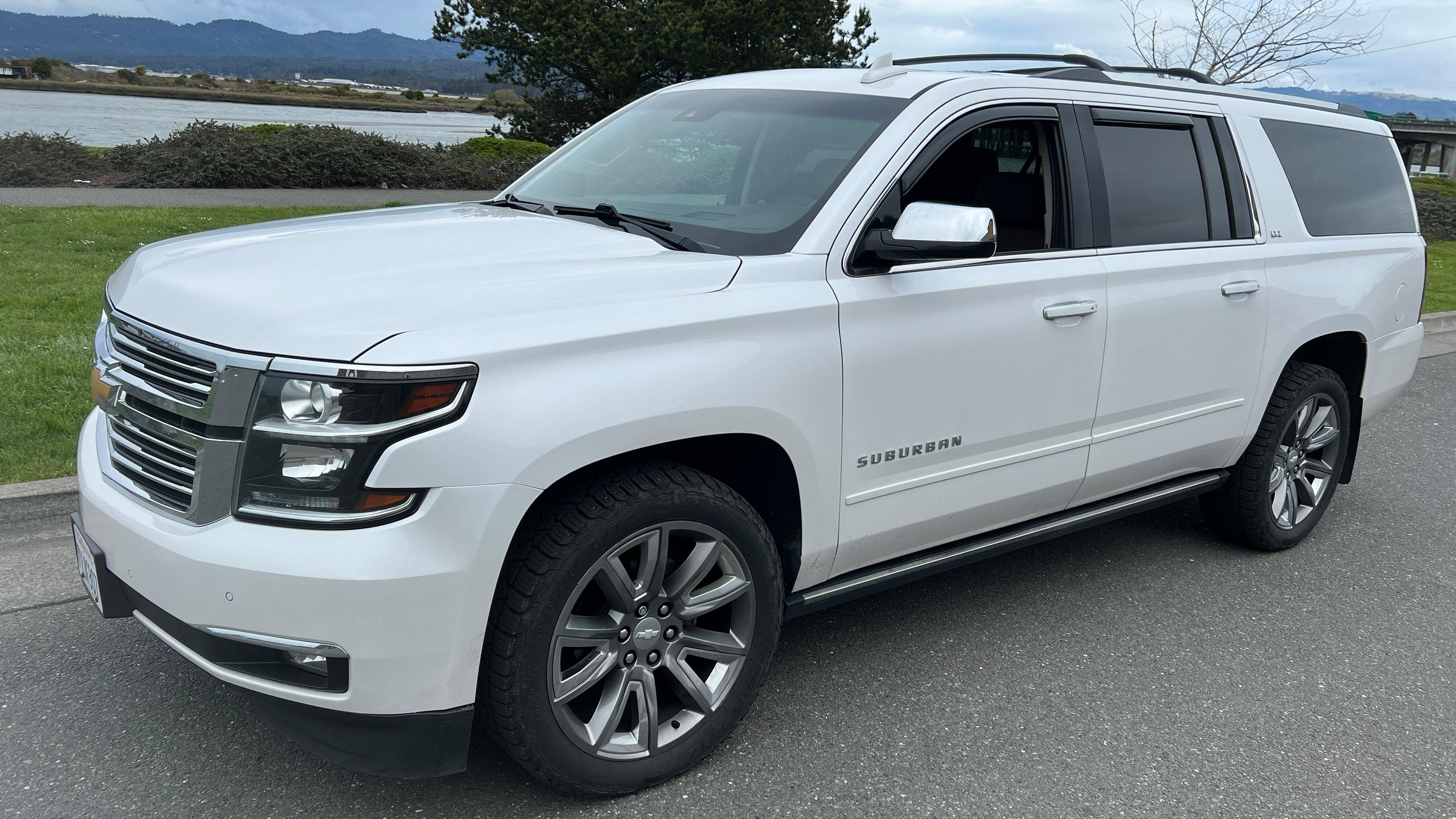 Chevrolet Suburban 2016 in Eureka, CA