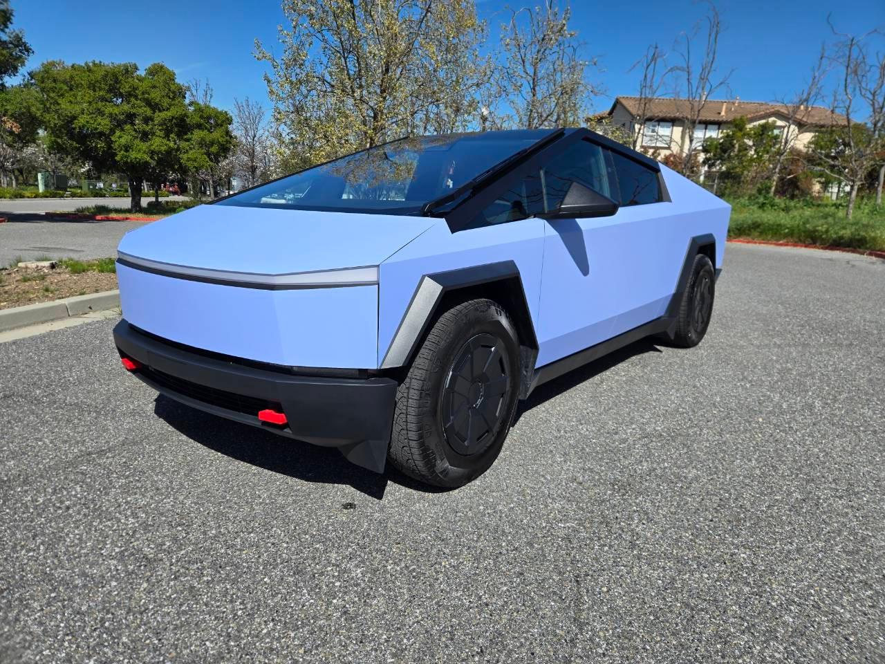 Tesla Cybertruck 2025 in San Jose, CA