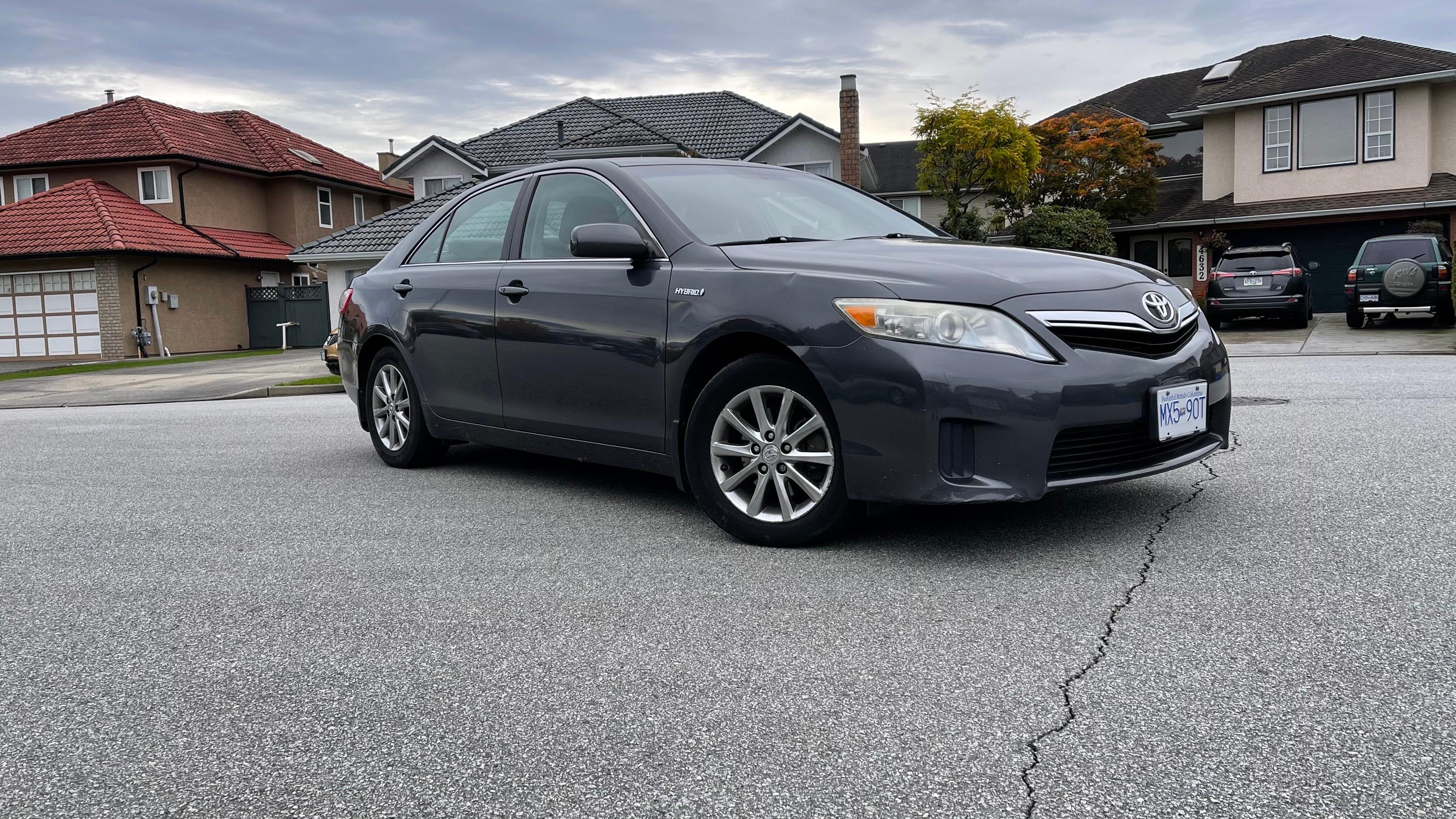Toyota Camry Hybrid 2011 à 