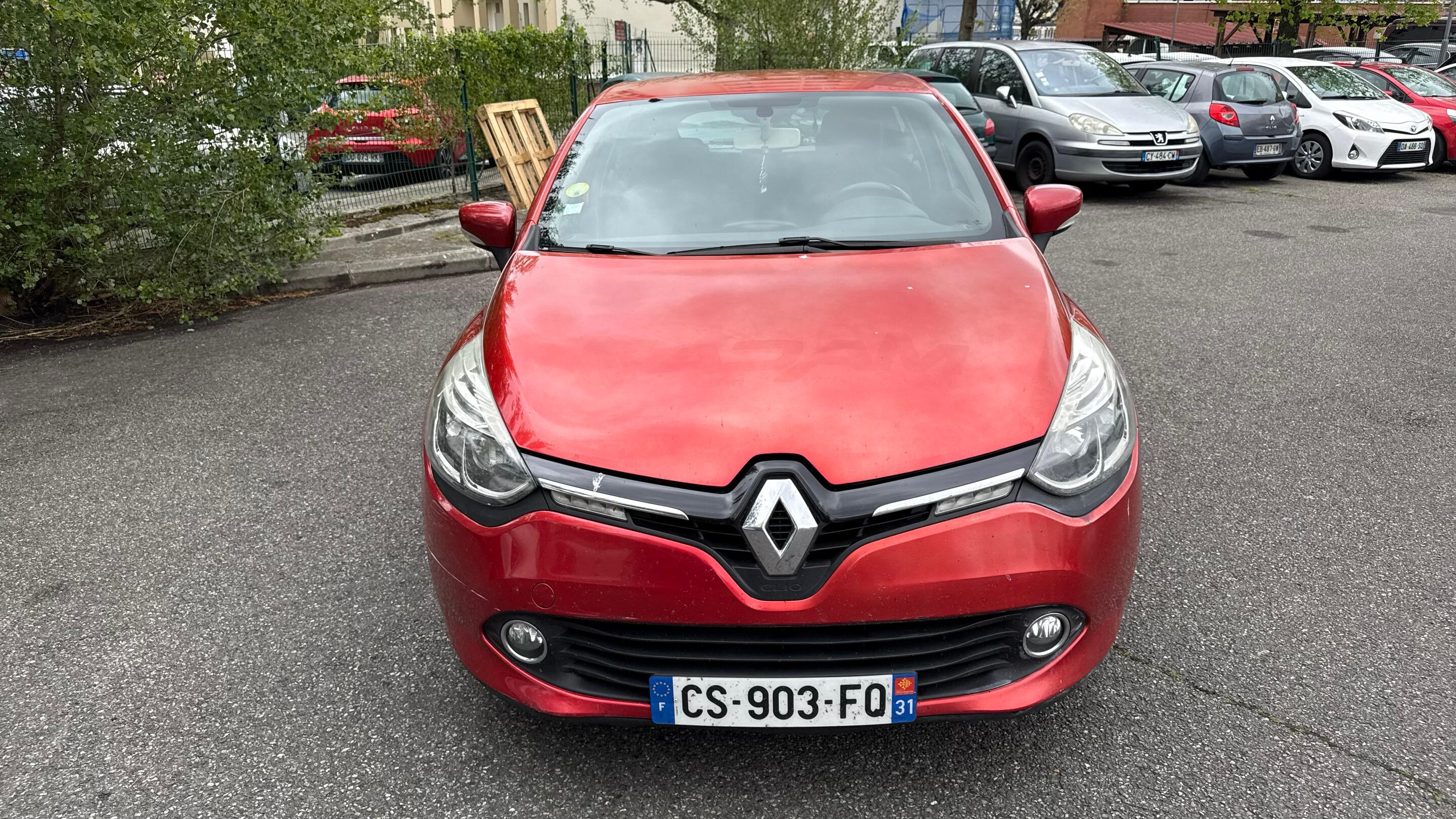 Renault CLIO IV 2013 à 