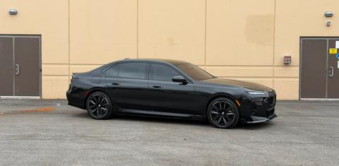 BMW i7 2024