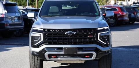 Chevrolet Suburban 2025