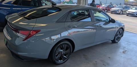 Hyundai Elantra 2022