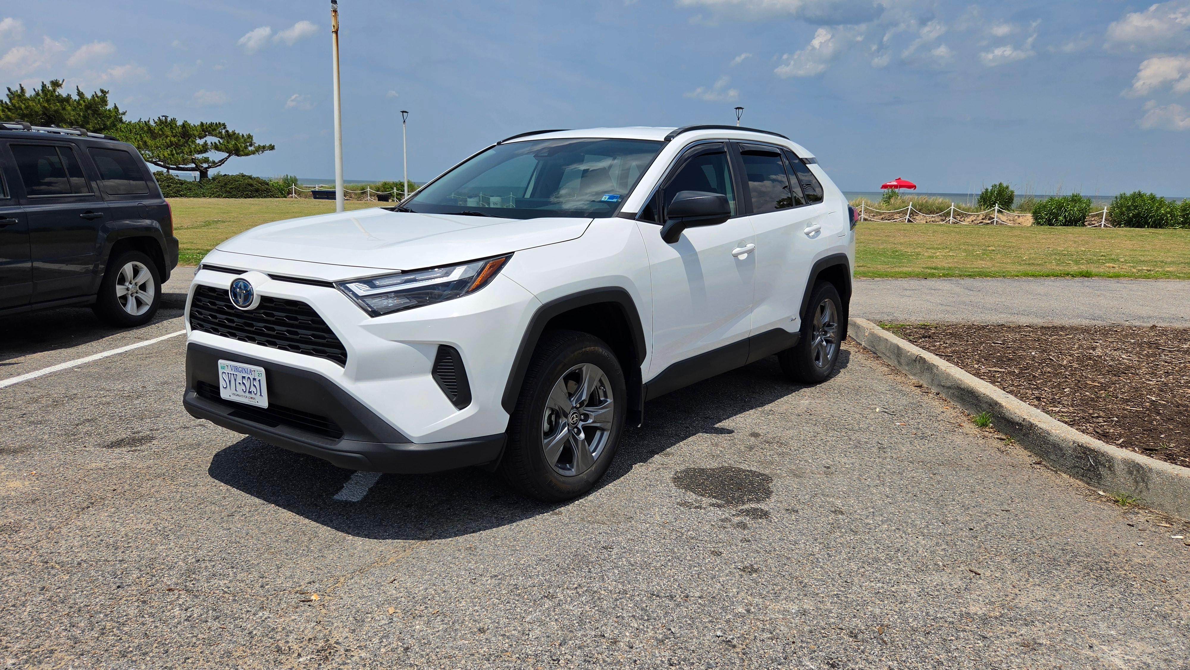 Toyota RAV4 Hybrid 2024 in Norfolk, VA