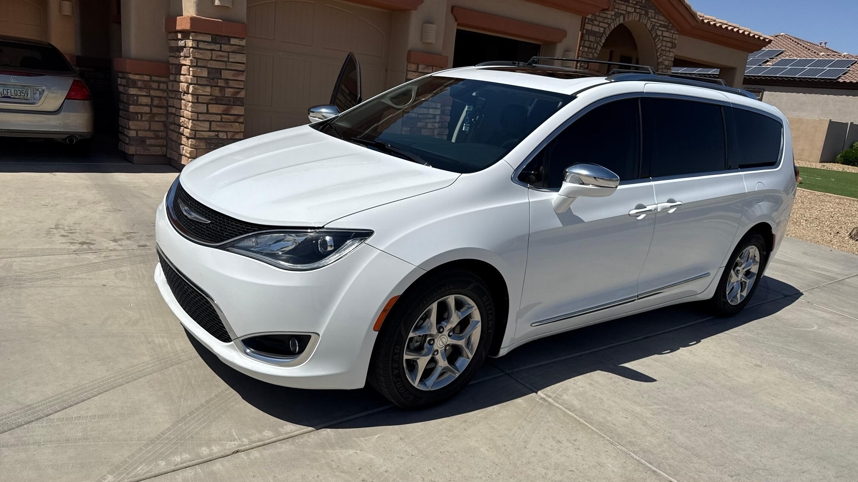 Chrysler Pacifica 2019 in 