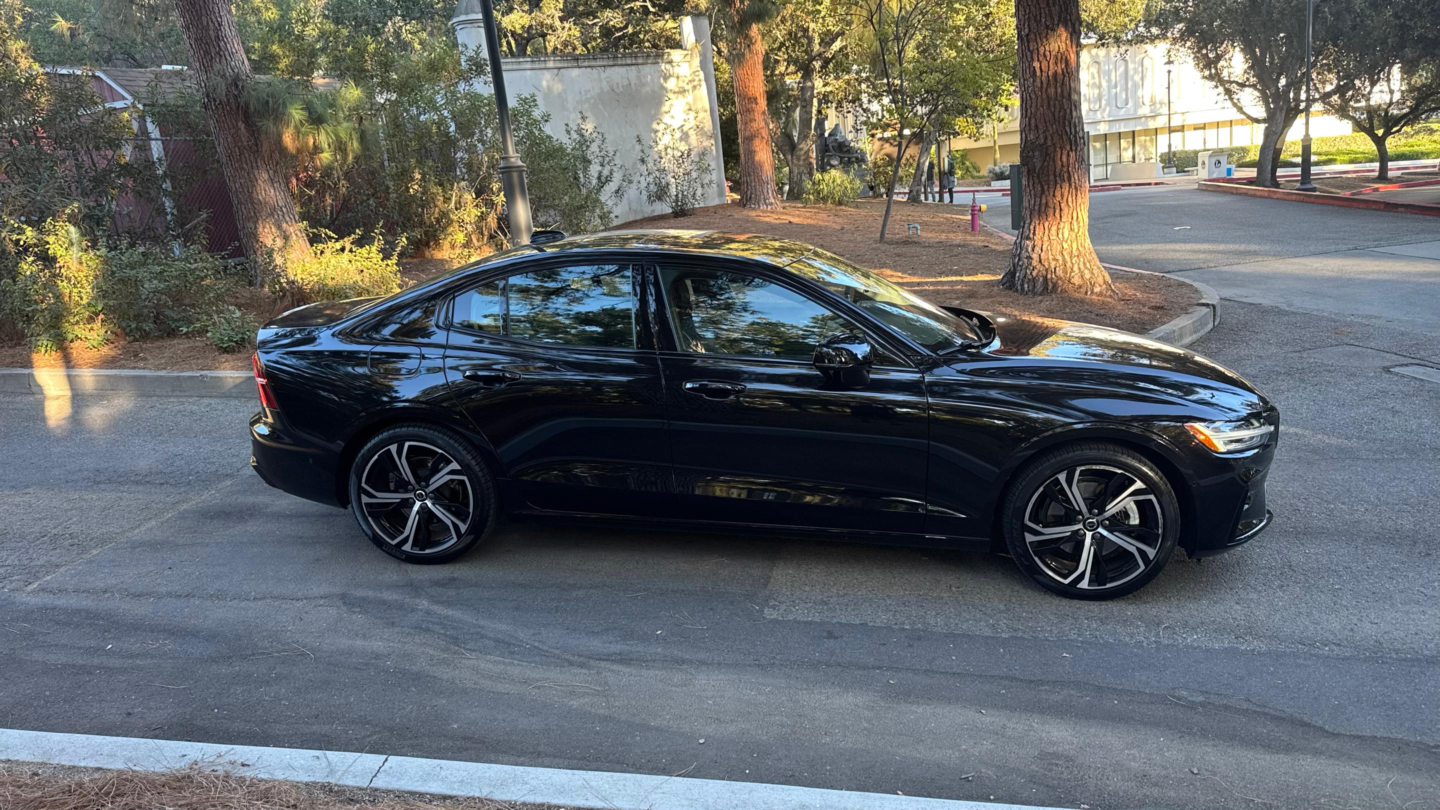 Volvo S60 2024 in Glendale, CA