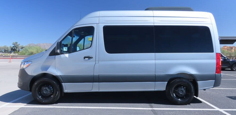 Mercedes-Benz Sprinter 2025