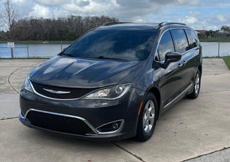 Catégorie de véhicule : Chrysler Pacifica