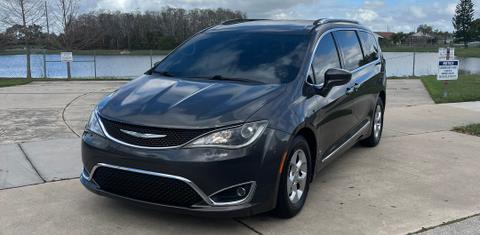 Chrysler Pacifica 2017