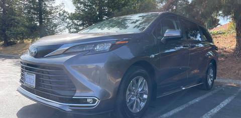 Toyota Sienna 2024