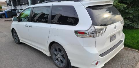 Toyota Sienna 2016
