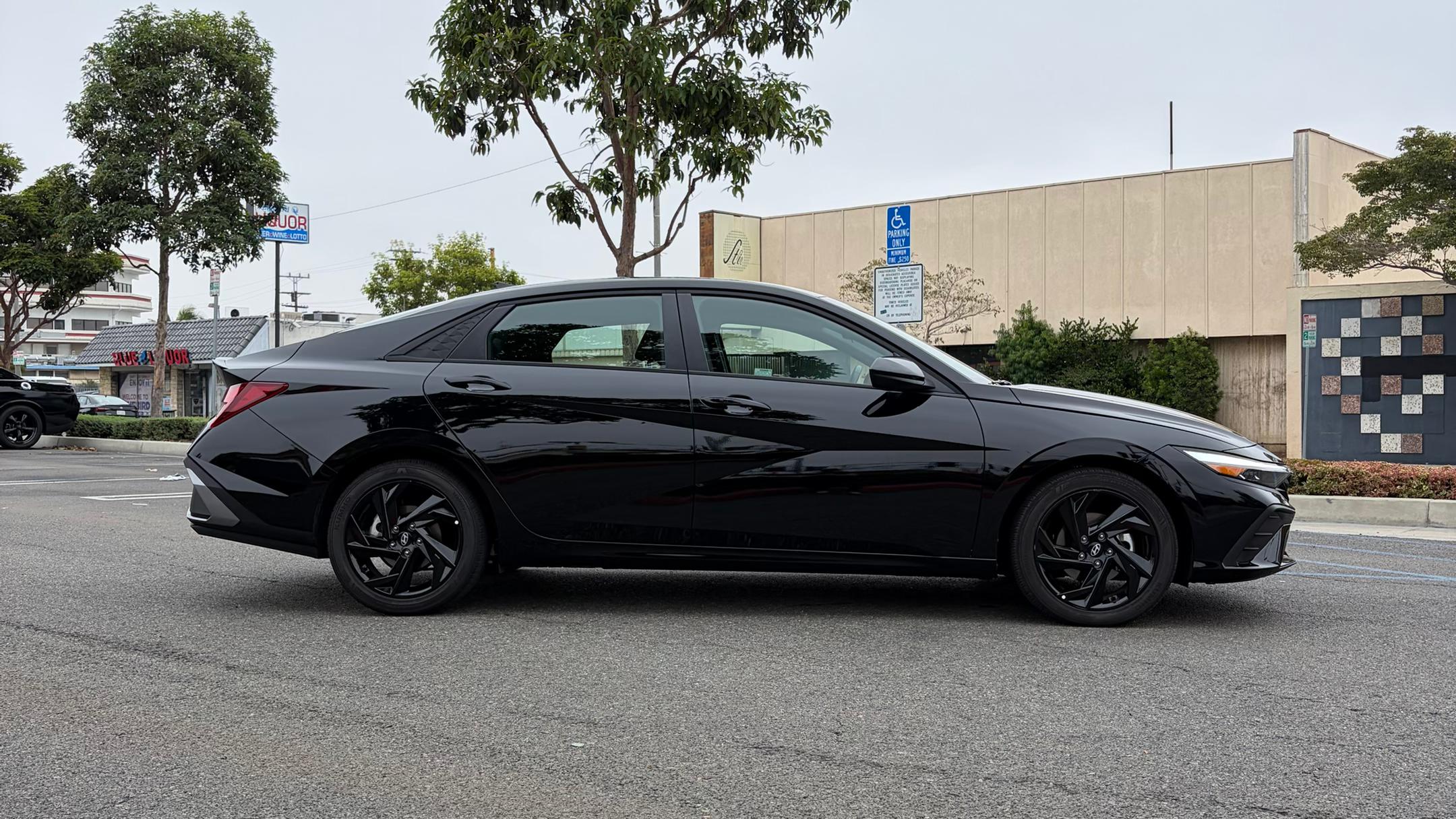 Hyundai Elantra 2026 in Hawthorne, CA