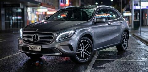 Mercedes-Benz GLA-CLASS 2016