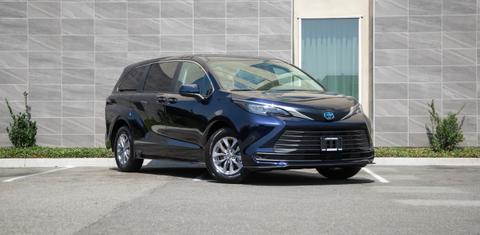 Toyota Sienna 2025