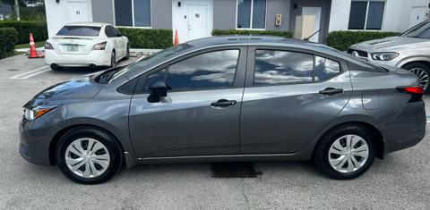 Nissan Versa 2024