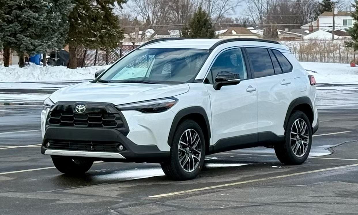 Toyota Corolla Cross 2026 in Barnstable, MA