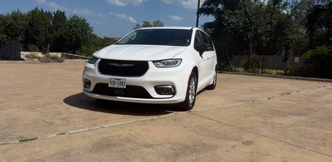 Chrysler Pacifica 2024
