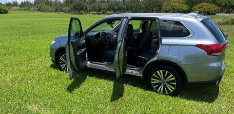Mitsubishi Outlander 2020