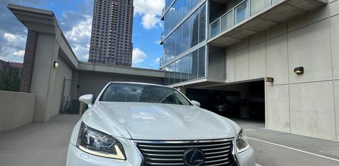 Lexus LS 2015